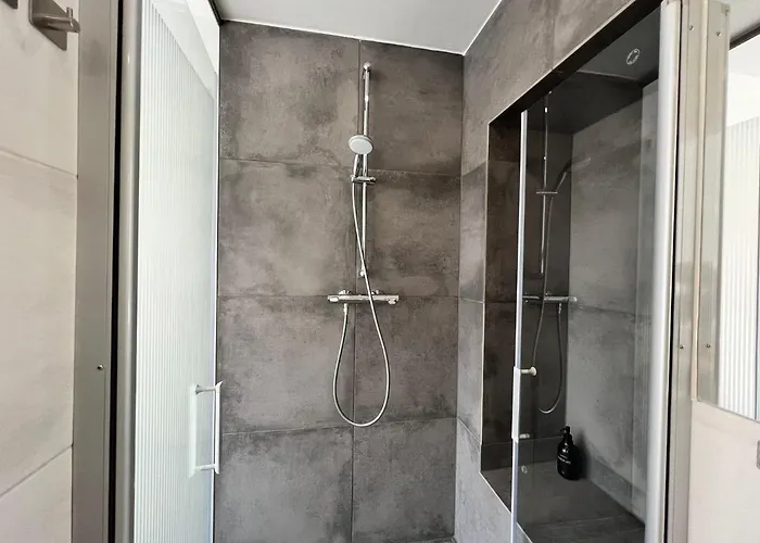 Modern At - Hauptbahnhof *