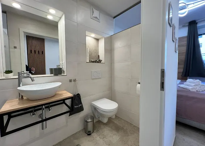 Modern At - Hauptbahnhof Hotel *